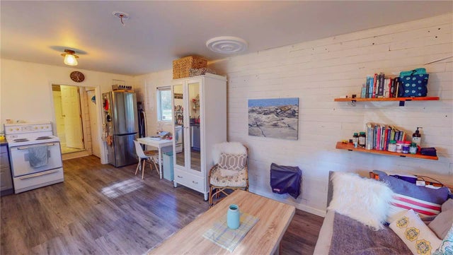 3 of 18 - 1521 Violet Cres, Gabriola Island, BC