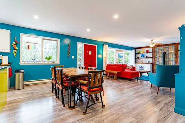 4 of 39 - 1012 Pat Burns Ave, Gabriola Island, BC