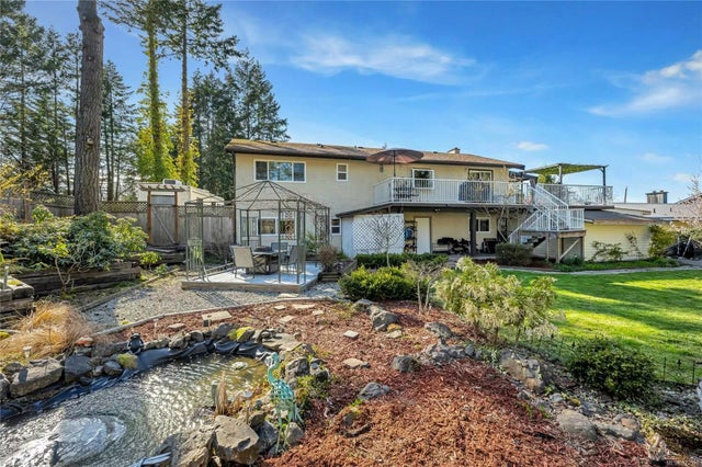 2 of 33 - 4601 George Rd, Cowichan Bay, BC