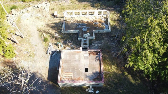 2 of 43 - 2370 Windecker Dr, Gabriola Island, BC