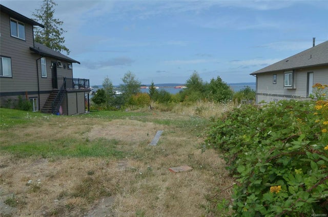 1 of 7 - Lt 2 Hayhurst Cres, Crofton, BC