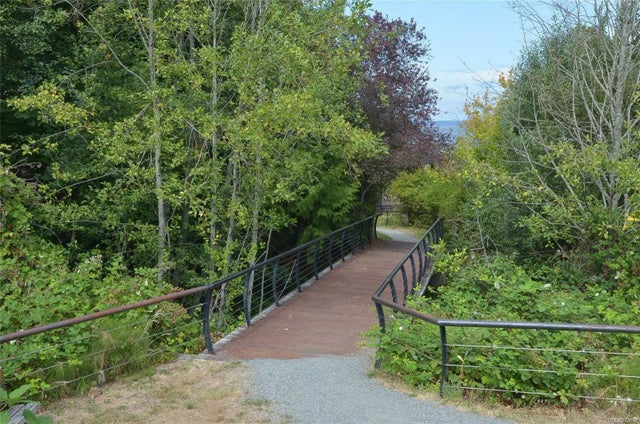 3 of 7 - Lt 2 Hayhurst Cres, Crofton, BC