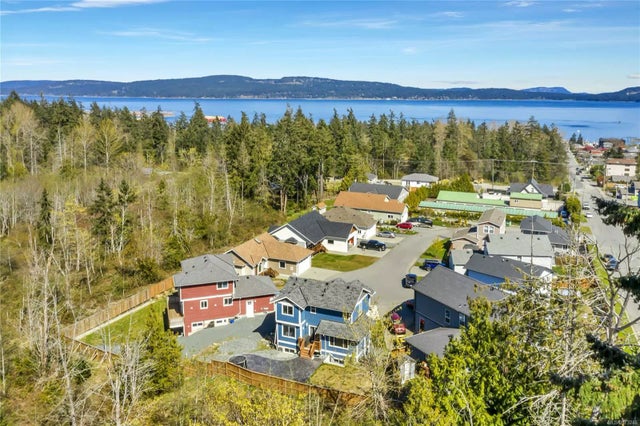 4 of 40 - 1711 Chaplin St 6, Crofton, BC