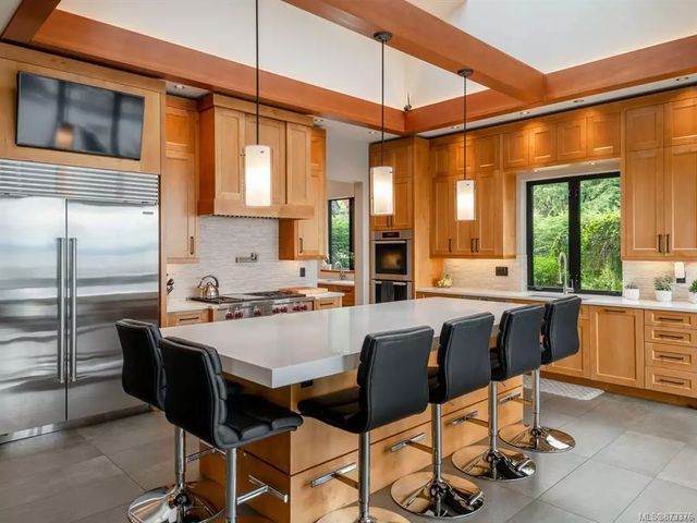 3 of 99 - 5512 Hiquebran Rd, Nanaimo, BC