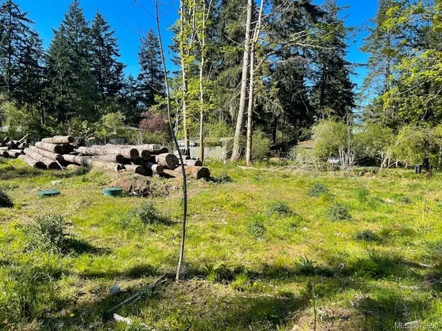 4 of 9 - Lt 171 Captain Ahab's Terr, Gabriola Island, BC