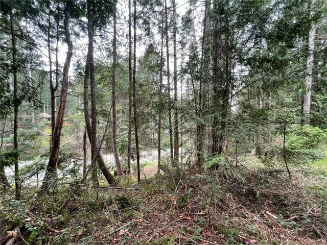 5 of 13 - Lt 26 Pat Burns Ave, Gabriola Island, BC