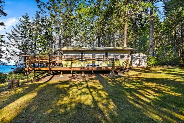 3 of 27 - 150 Decourcy Dr, Gabriola Island, BC