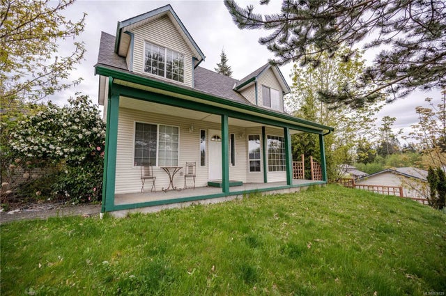 1 of 43 - 385 Candy Lane, Campbell River, BC