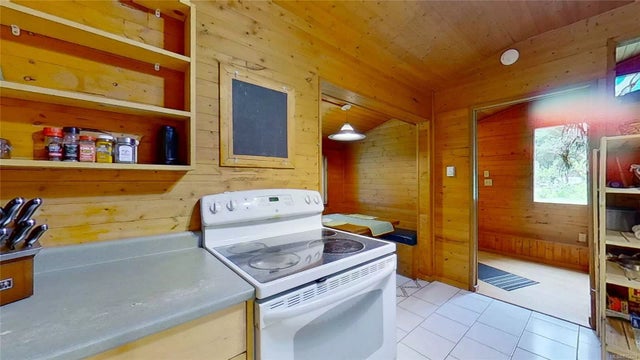 4 of 32 - 1016 Dirksen Rd, Gabriola Island, BC