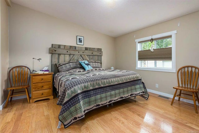 5 of 39 - 6619 Mystery Beach Rd, Fanny Bay, BC