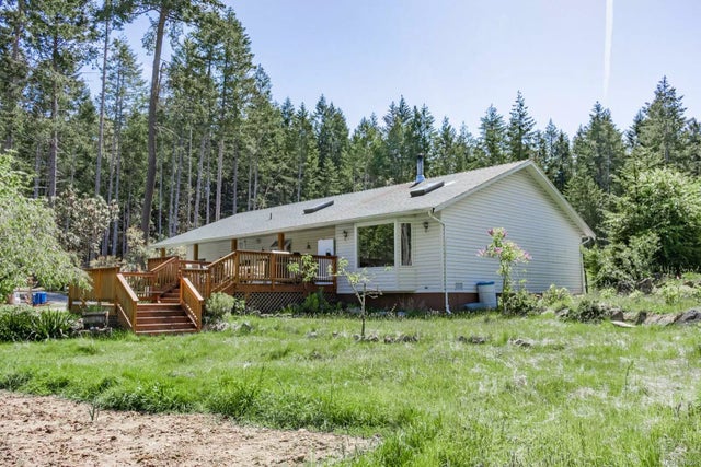 1 of 47 - 1035 Coats Dr, Gabriola Island, BC