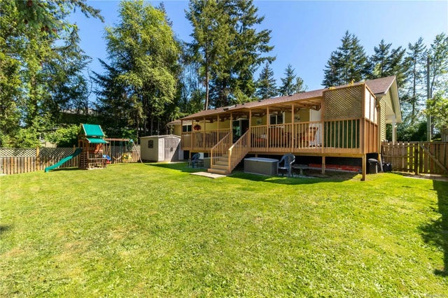 3 of 29 - 1749 Ordano Rd, Cowichan Bay, BC