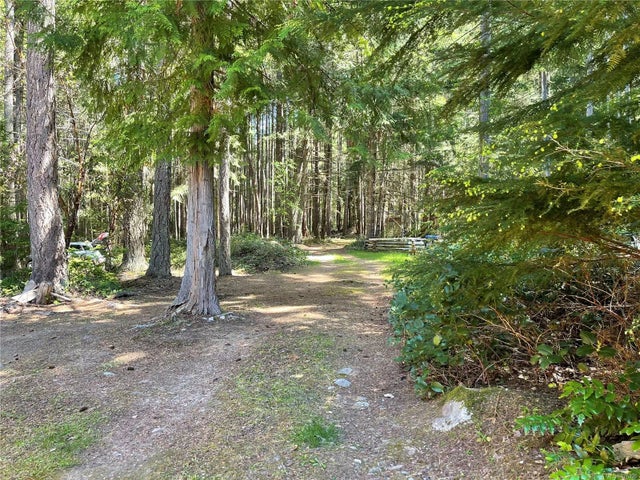 3 of 25 - 1450 Hess Rd, Gabriola Island, BC