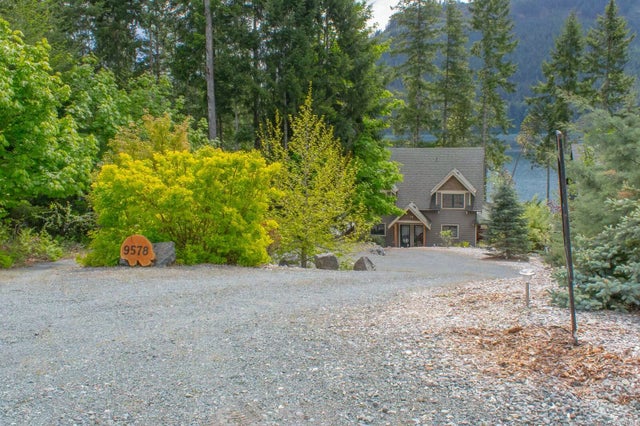 2 of 85 - 9578 Creekside Dr, Youbou, BC
