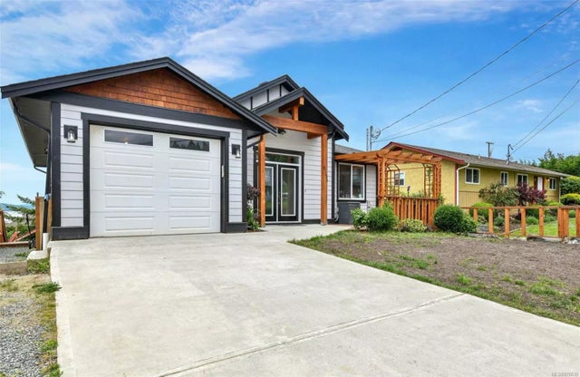 2 of 24 - 8125 Edmund St, Crofton, BC