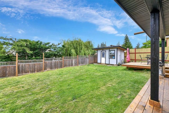 5 of 24 - 8125 Edmund St, Crofton, BC