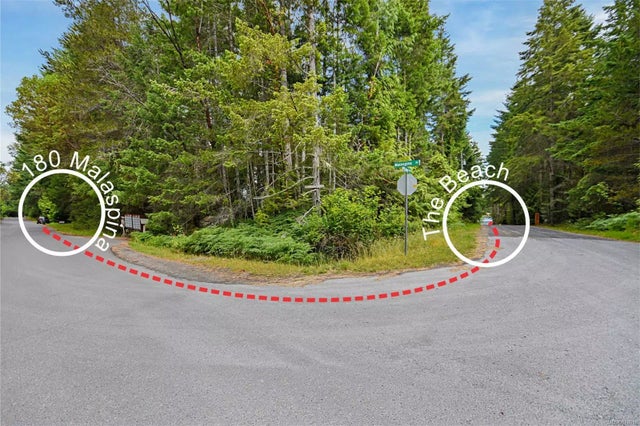 2 of 35 - 180 Malaspina Dr, Gabriola Island, BC