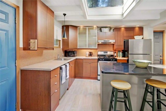 3 of 35 - 180 Malaspina Dr, Gabriola Island, BC