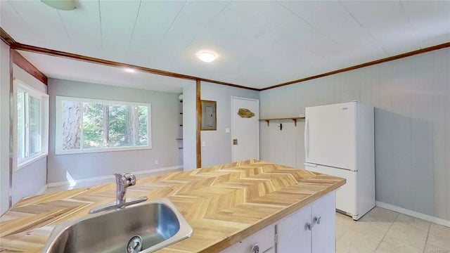 5 of 20 - 370 Spruce Ave, Gabriola Island, BC