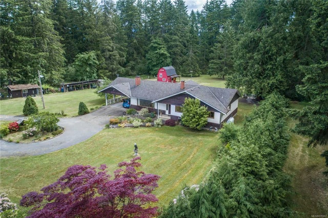 2 of 22 - 4525 Waldy Rd, Cowichan Bay, BC