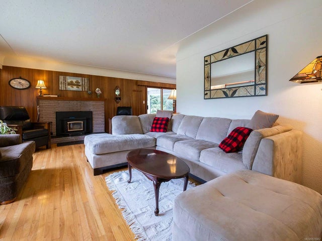 5 of 22 - 4525 Waldy Rd, Cowichan Bay, BC