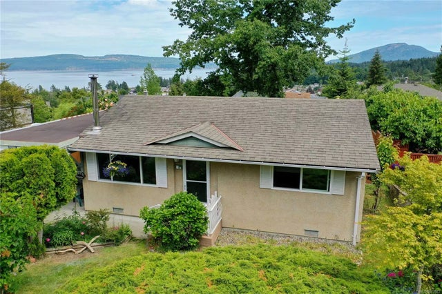 2 of 28 - 8001 Edmund St, Crofton, BC