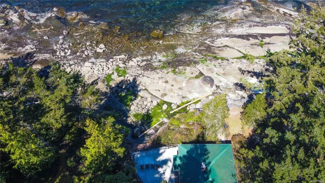 4 of 31 - 570 Berry Point Rd, Gabriola Island, BC
