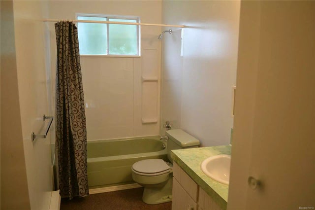 4 of 14 - 1590 Robert St, Crofton, BC