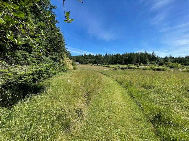 5 of 24 - 2050 South Rd, Gabriola Island, BC
