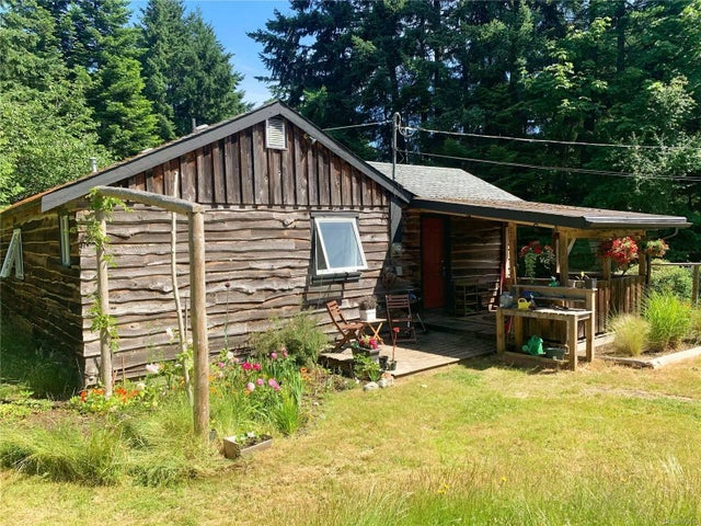 2 of 32 - 785 Killerwhale Lkout, Gabriola Island, BC
