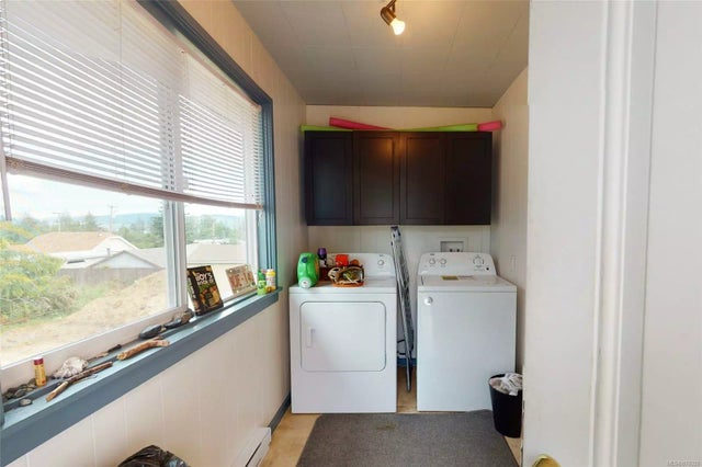 2 of 29 - 8129 Arthur St, Crofton, BC