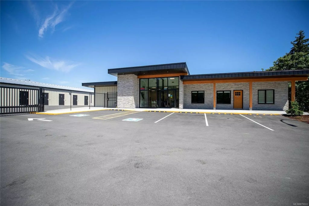 1980 Schoolhouse Rd, Nanaimo