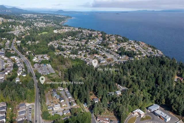 5 of 28 - 4670 Hammond Bay Rd, Nanaimo, BC