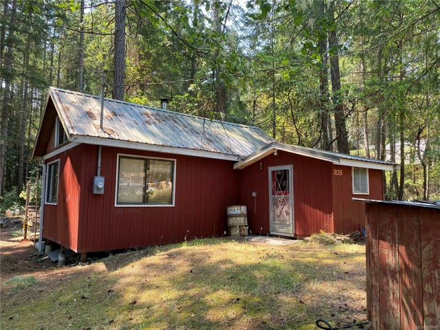 1 of 18 - 3125 Commodore Way, Gabriola Island, BC