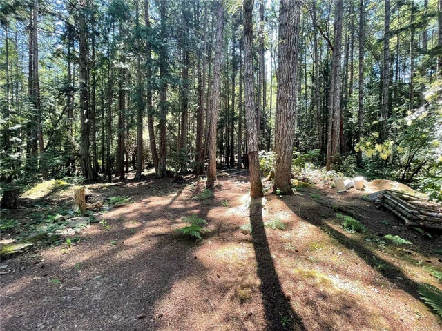 3 of 18 - 3125 Commodore Way, Gabriola Island, BC