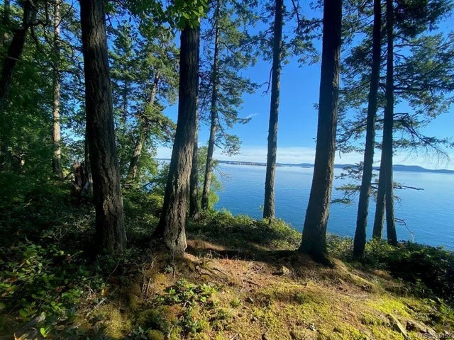 2 of 13 - 1260 Greenleaf Lane, Sidney Island, BC