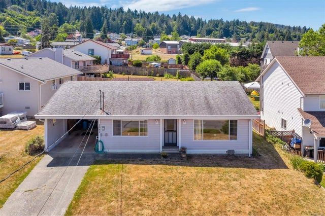 1 of 54 - 1541 Morgan St, Crofton, BC