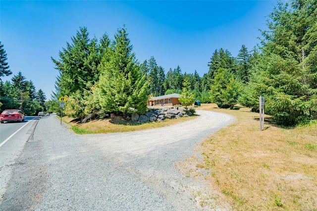 2 of 67 - 700 North Rd N, Gabriola Island, BC