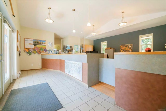 4 of 67 - 700 North Rd N, Gabriola Island, BC