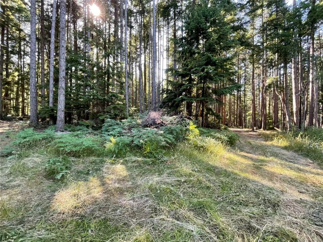 1 of 20 - Lot 3 Hess Rd, Gabriola Island, BC