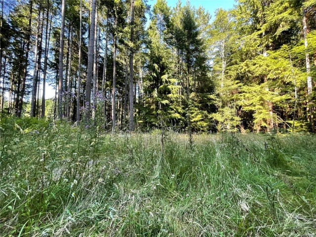2 of 20 - Lot 3 Hess Rd, Gabriola Island, BC