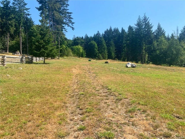 2 of 9 - Lt 22 Ferne Rd, Gabriola Island, BC