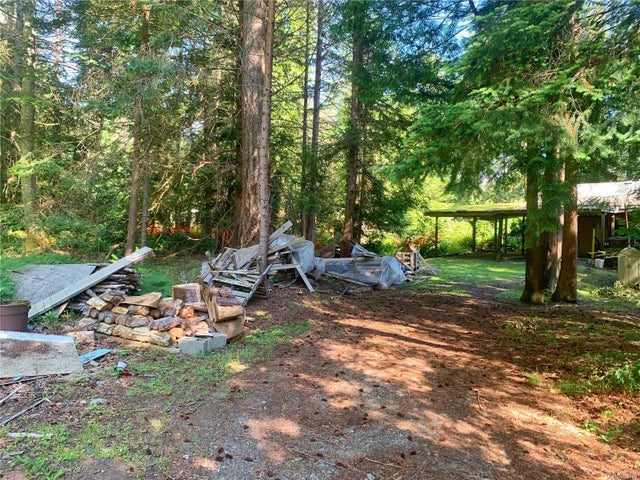 4 of 32 - 3109 North Rd, Gabriola Island, BC