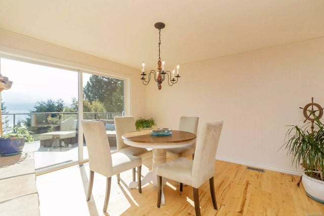 5 of 32 - 1116 Fairbanks Rd, Cowichan Bay, BC