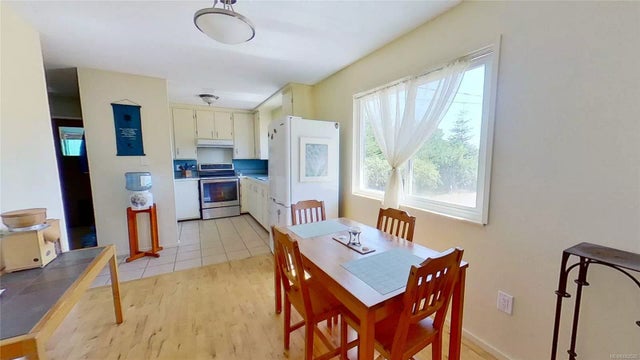 2 of 30 - 1970 South Rd, Gabriola Island, BC