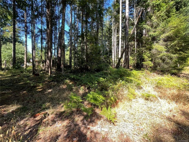 4 of 20 - Lt 22 Mary Rd, Gabriola Island, BC