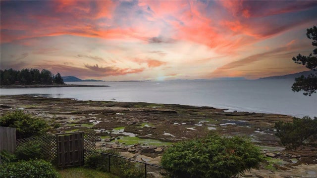 4 of 27 - 532 Berry Point Rd, Gabriola Island, BC
