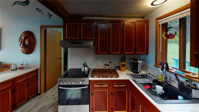 5 of 27 - 532 Berry Point Rd, Gabriola Island, BC