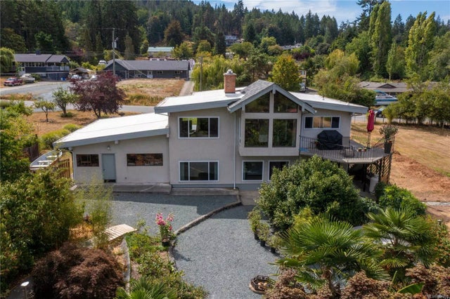 1 of 30 - 1487 Tatlo Rd, Crofton, BC