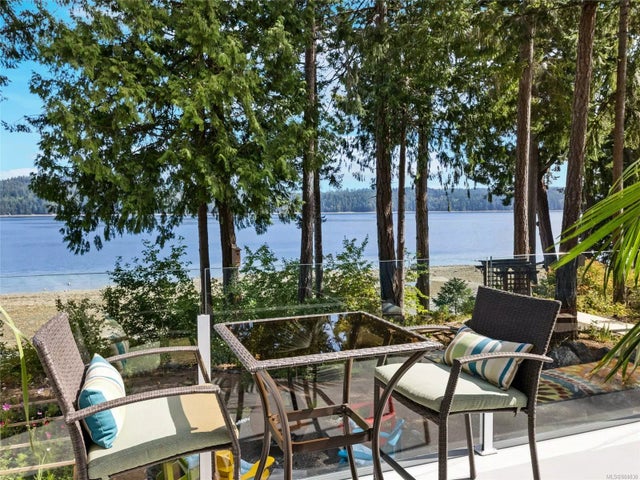 3 of 95 - 7658 Ships Point Rd, Fanny Bay, BC